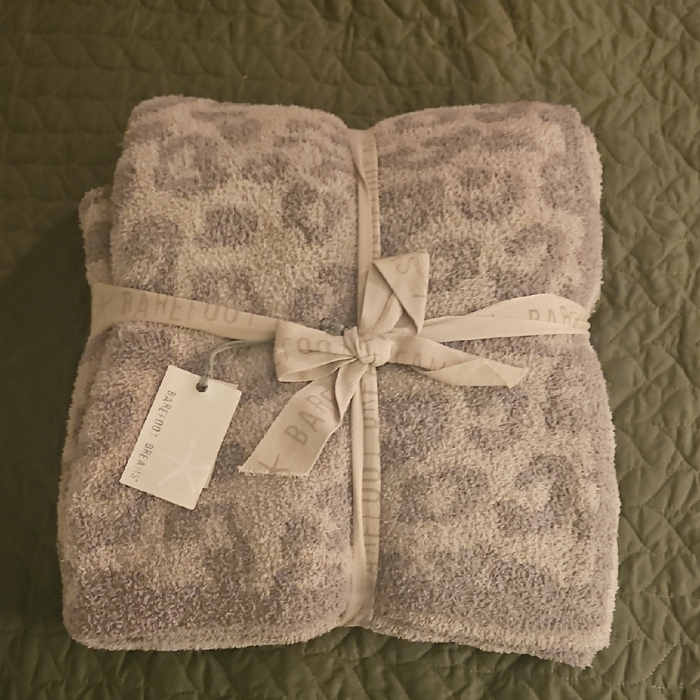 Barefoot Dreams Blanket, Adult Throw